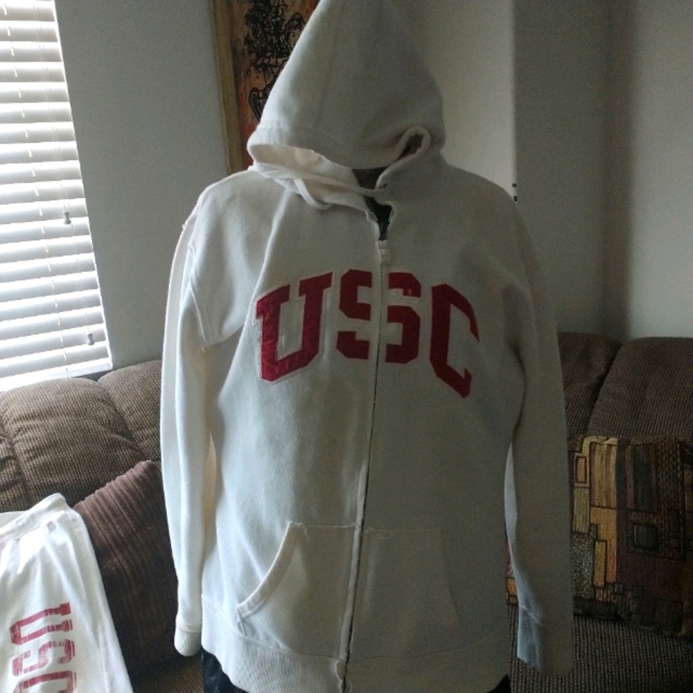 USC Sweatshirt and sweatpants